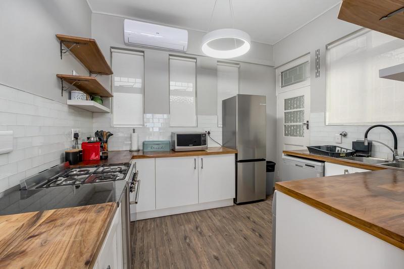 To Let 2 Bedroom Property for Rent in Sea Point Western Cape